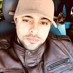 Meet your Posher, Diego